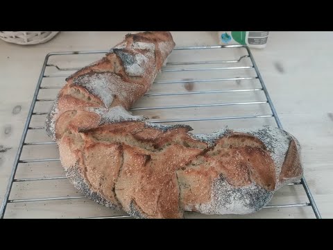 Видео: Багет Пшеничный заварной на закваске / Подовая выпечка на пекарском камне Эстет