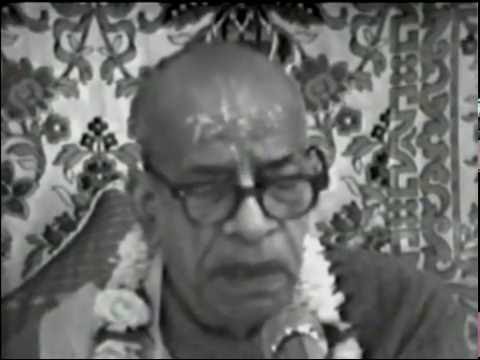 Видео: 2   Шрила Прабхупада   ШБ 1 8 21 Молитвы Царицы Кунти