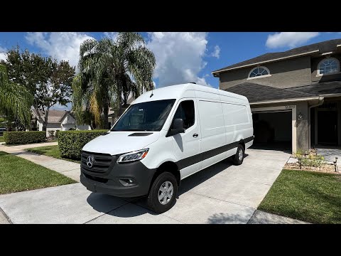 Видео: Продолжаем строить машину. Часть 2. Спринтер. Спальник. Работа. Дальнобой.