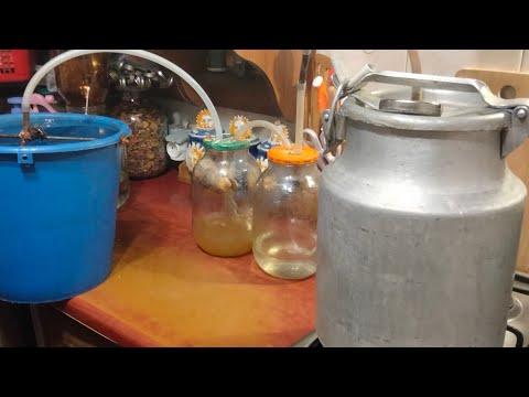 Видео: Домашний Лондонский сухой Джин. Самогон превращаем в Джин. Жорик.