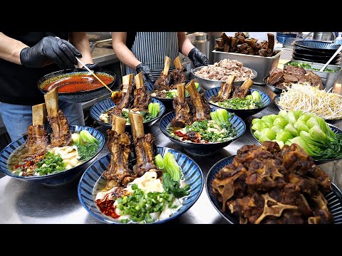 Видео: Легенда о мясной лапше! Традиционная китайская лапша с гигантскими ребрами / корейская уличная еда