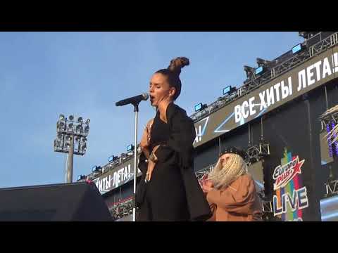 Видео: Zivert - Шарик,Зеленые волны,Еще хочу,Life(#EuropaPlusLive2019,#EPL2019,Лужники,27.7.19)