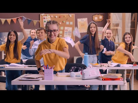 Видео: Бон-Бон feat. Джорджи  - Облaци (official vidео)