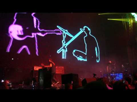 Видео: Дельфин - Весна (live @ Известия hall 22.02.2013)