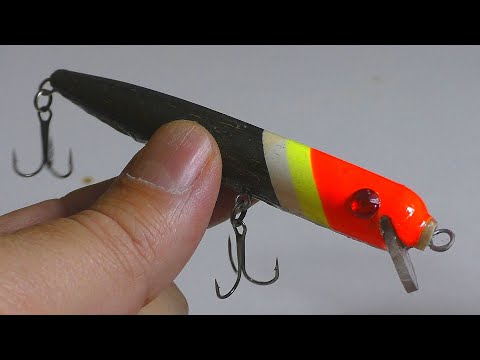 Видео: Как сделать самодельную, шумовую приманку на щуку из старого ,поломанного поплавка . My fishing