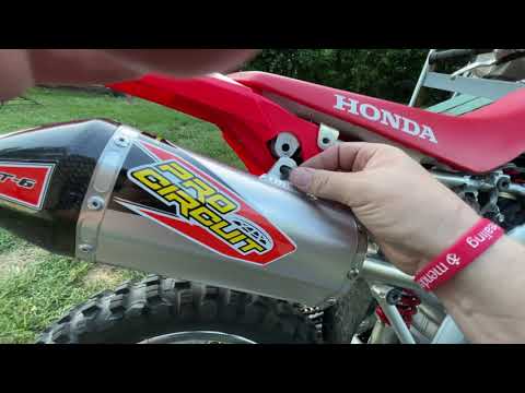 Видео: Установка выхлопной системы CRF125F Pro Circuit T-6