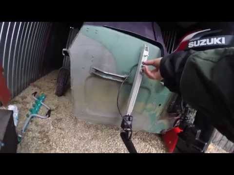 Видео: Универсальное крепление датчика эхолота на катер, лодку, мотолодку, пвх без сверления транца.