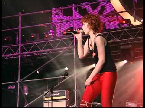 Видео: Ранетки - Наслаждайся (видео с концерта)