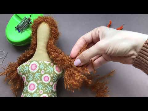 Видео: 👍Прическа для кухонной куклы Тильды #2 | Making a hairstyle for Tilda's kitchen doll