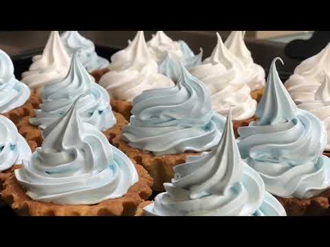 Видео: Пісочні корзинки з білковим кремом