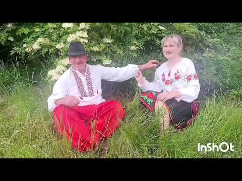 Видео: Кум з кумою в бузині.