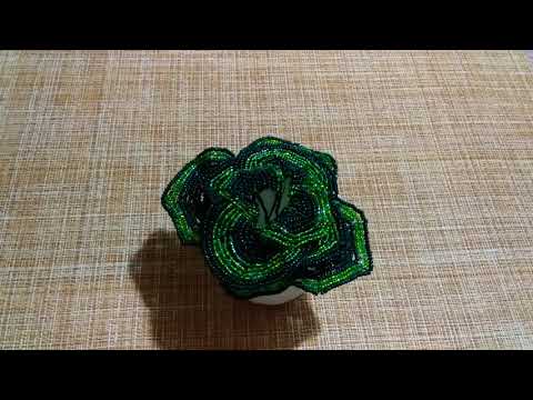 Видео: Бисероплетение. Мастер класс. Цветы из бисера. 1 ч. Листики , цикламена .Пошаговый МК.