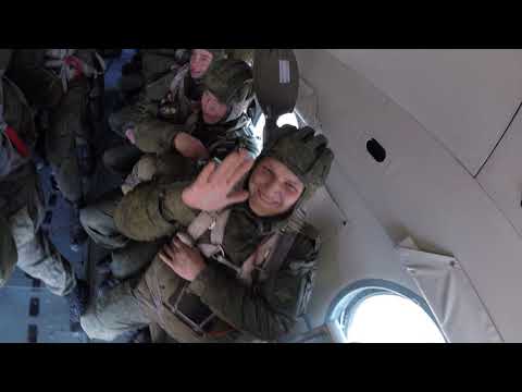Видео: Воздушно Десантные Войска, прыжок с вертолета Ми-8