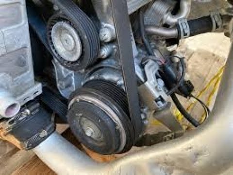 Видео: Как снять компрессор мерседес GL320 (дизель)