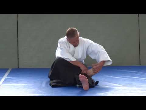 Видео: Айкидо. Разминка   05 2015г.