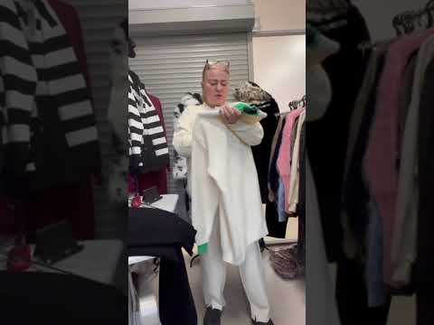 Видео: Показ женской одежды 🌸