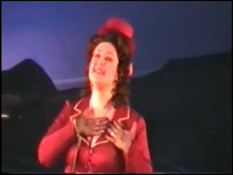 Видео: Оперетта "Цыганская любовь"