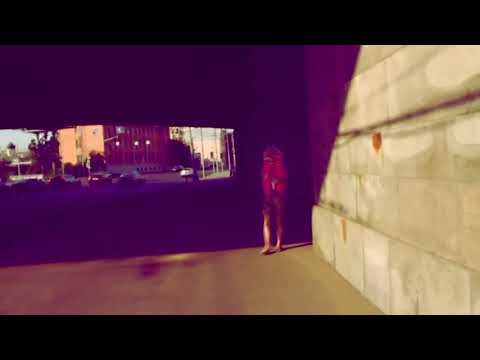 Видео: Лола Тишь - Розовые Волосы (HD)