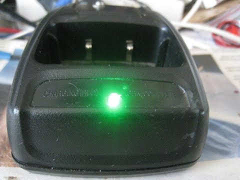 Видео: "Baofeng BF-888s" реанимация аккумулятора и модернизация зарядного устройства.