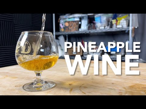 Видео: Приготовление ананасового вина | Простой рецепт на один галлон от начала до конца — с дегустацией!