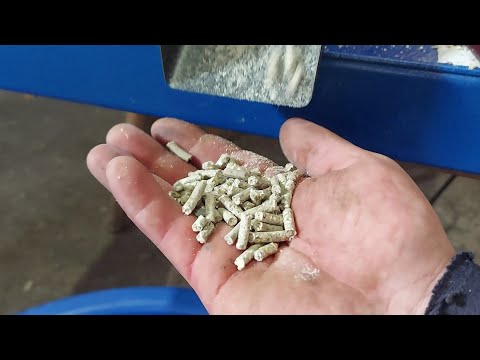 Видео: Выходим в рабочий режим!!!!Притирка моего гранулятора!!!!