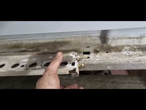 Видео: Замена облицовки порога УАЗ Патриот.