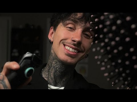 Видео: ASMR Кокетливый парикмахер 💈✂️