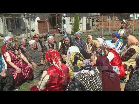 Видео: ПАЗИТЕЛИ НА ТРАДИЦИЯТА - ОБИЧАЯТ "ВАДЕНЕ НА НИШАН" - АЛИАНИТЕ В СЕЛО БИСЕРЦИ (2019)