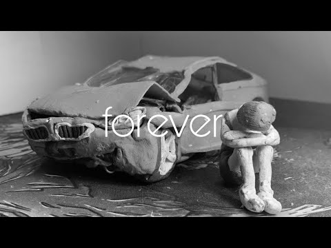 Видео: Разбил BMW M4 из пластилина