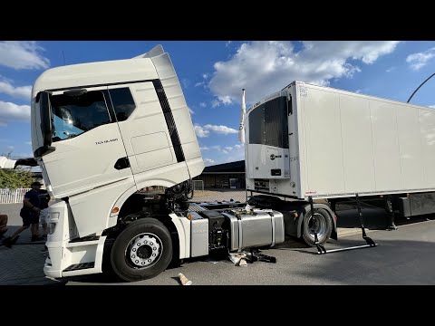 Видео: ТЫ ТОЛЬКО ПЛАТИ: ОПЯТЬ ПРИКЛЮЧЕНИЯ! ДАЛЬНОБОЙ ПО-КАЗАХСКИ!