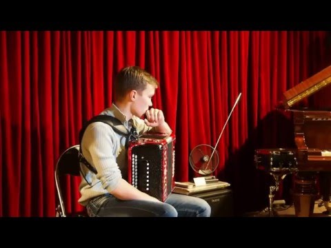 Видео: Павел Фомин.Разведёт меха гармошка, сердце тихо защемит, запоёт душа, заплачет и о чём-то заболит.