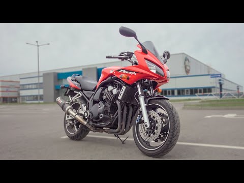 Видео: YAMAHA FAZER - УНИВЕРСАЛЬНАЯ ПУШКА ПО ДЕШМАНУ