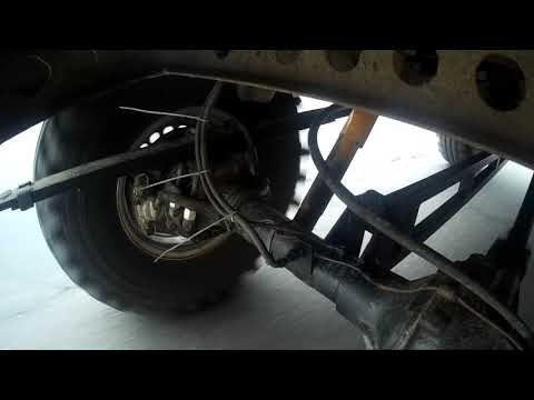 Видео: УАЗ. Работа мягких рессор с трекшен баром.