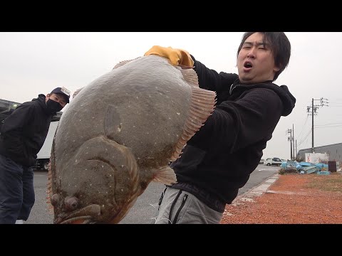 Видео: Мне казалось, что я поймал камбалу размером с монстра!!