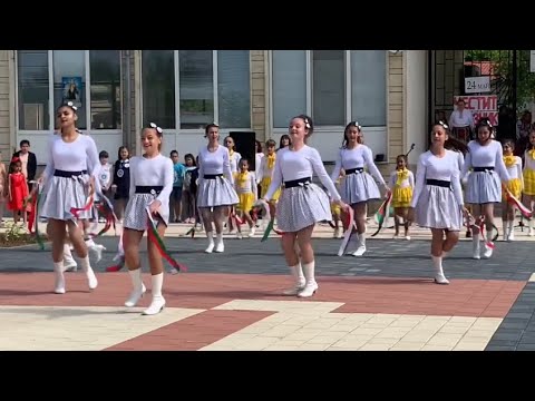 Видео: Мажоретен състав  „Дъга”към НЧ”Н.Й.Вапцаров-1873 г.” гр.Летница