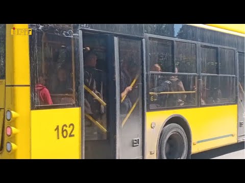 Видео: Ранок у тролейбусі: майже два тижні цей атракціон випробовують на собі полтавці