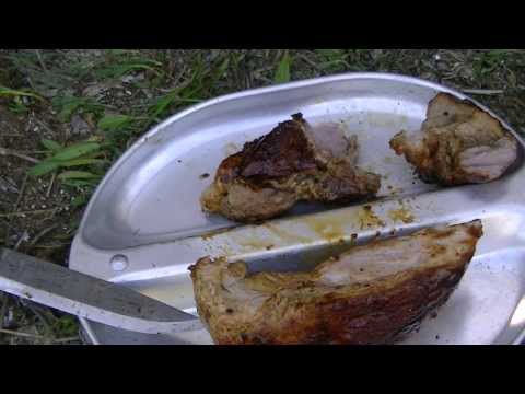 Видео: приготовление пищи в походе - Стейк