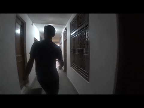 Видео: 91. Провожаю соседа в другой гестхауз. Комната за 300 рублей в сутки. Маклеод Гандж. Индия.