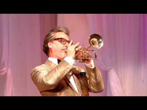 Видео: Знаменитый трубач-виртуоз Мауро Маур в Шымкенте