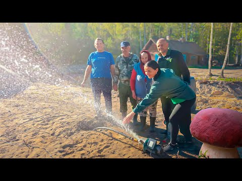 Видео: Жизнь стала насыщеннее и приобрела новые краски с Тихим хутором. Ружьё, кровати, судак, грибы и пруд