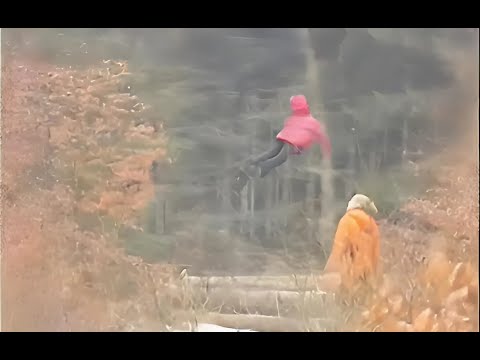 Видео: Левитация людей - дело обычное.