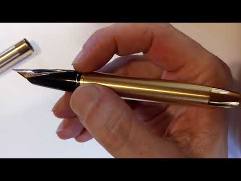 Видео: Обзор перьевой ручки Sheaffer Legacy II