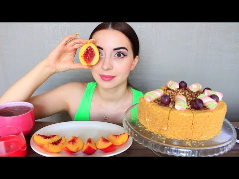 Видео: МОЕ СТРАННОЕ УТРО / ТОРТИК МАМИНОГО ПРОИЗВОДСТВА / MUKBANG Ayka Emilly