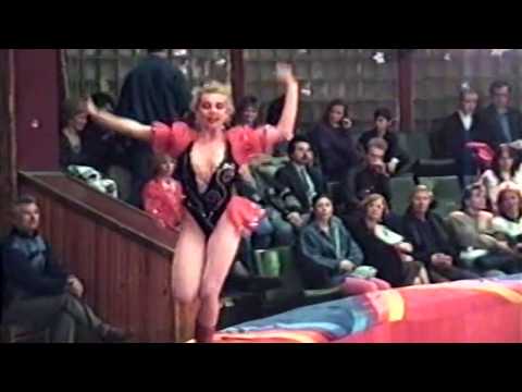 Видео: Марина Буркацкая / Гимнастка на трапеции (1993)