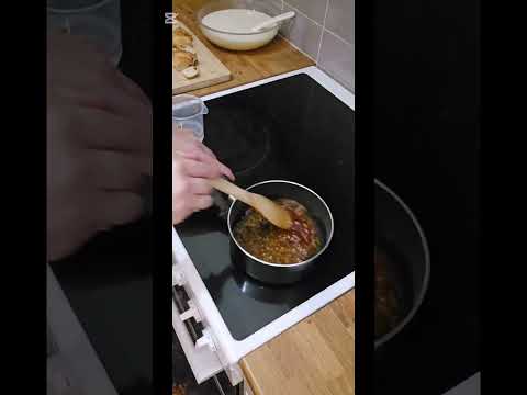 Видео: Крем карамел с кроасани