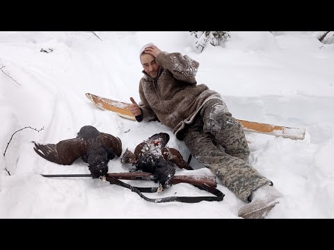 Видео: ТРИ ЧАСА В ПОТУ РАДИ ЗАВЕТНОГО ТРОФЕЯ! ОХОТА НА ГЛУХАРЯ С МЕЛКАШКОЙ / ДВА ГЛУХАРЯ С ОДНОГО МЕСТА.