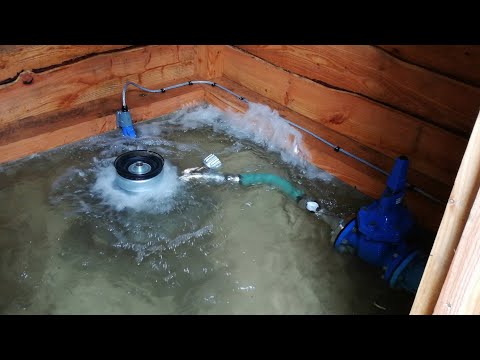 Видео: Авария на гидроэлектростанции из-за разрыва трубы турбины