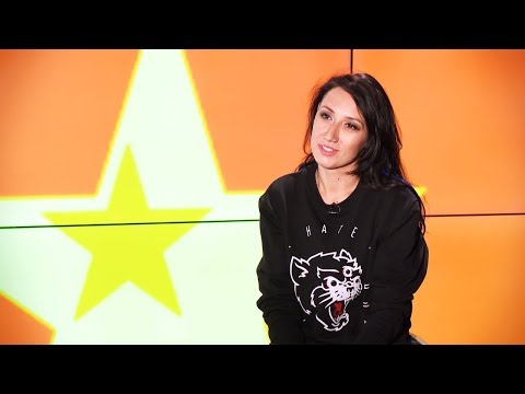 Видео: Проездом. Гость программы Лусинэ Геворкян (LOUNA и Tracktor Bowling) (18 сентября 2019 года)
