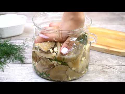 Видео: Как правильно солить грузди, чтобы они сверху не заплесневели, даже если Вы уже открыли банку?