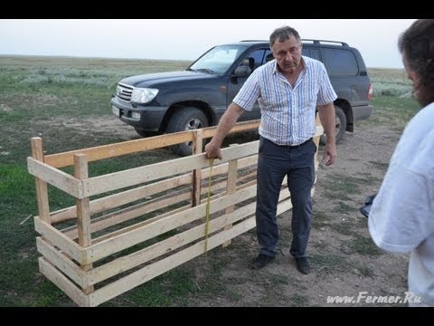 Видео: ООО Волгоград Эдильбай. Кормушка для сена в зимний период.
